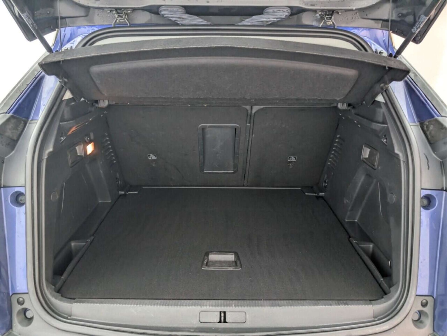 Used Peugeot 3008 2018 for sale - 77713538: Photo 24