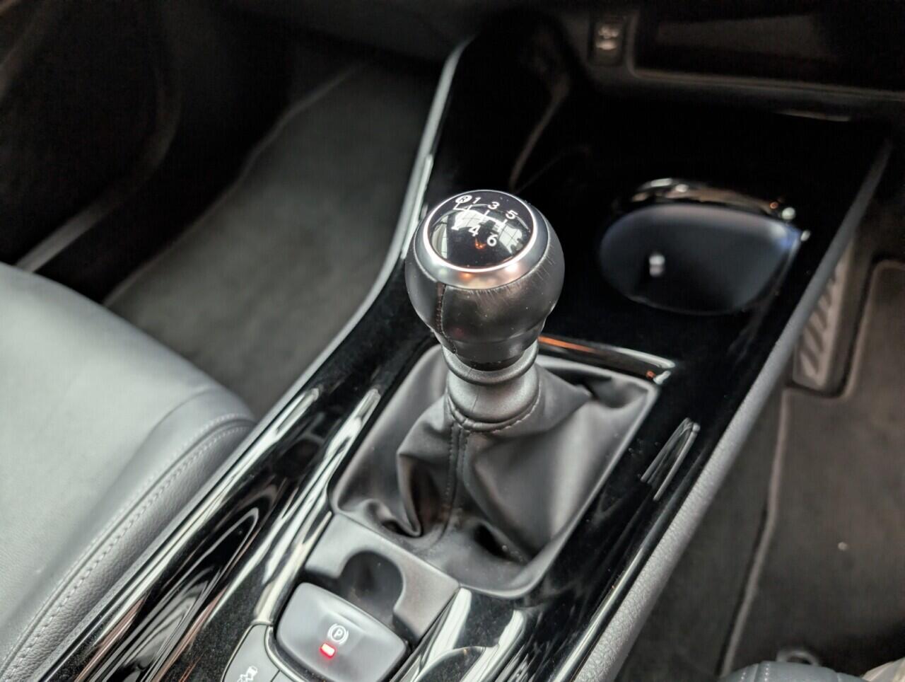 Used Toyota C-HR 2019 for sale - 76424386: Photo 17