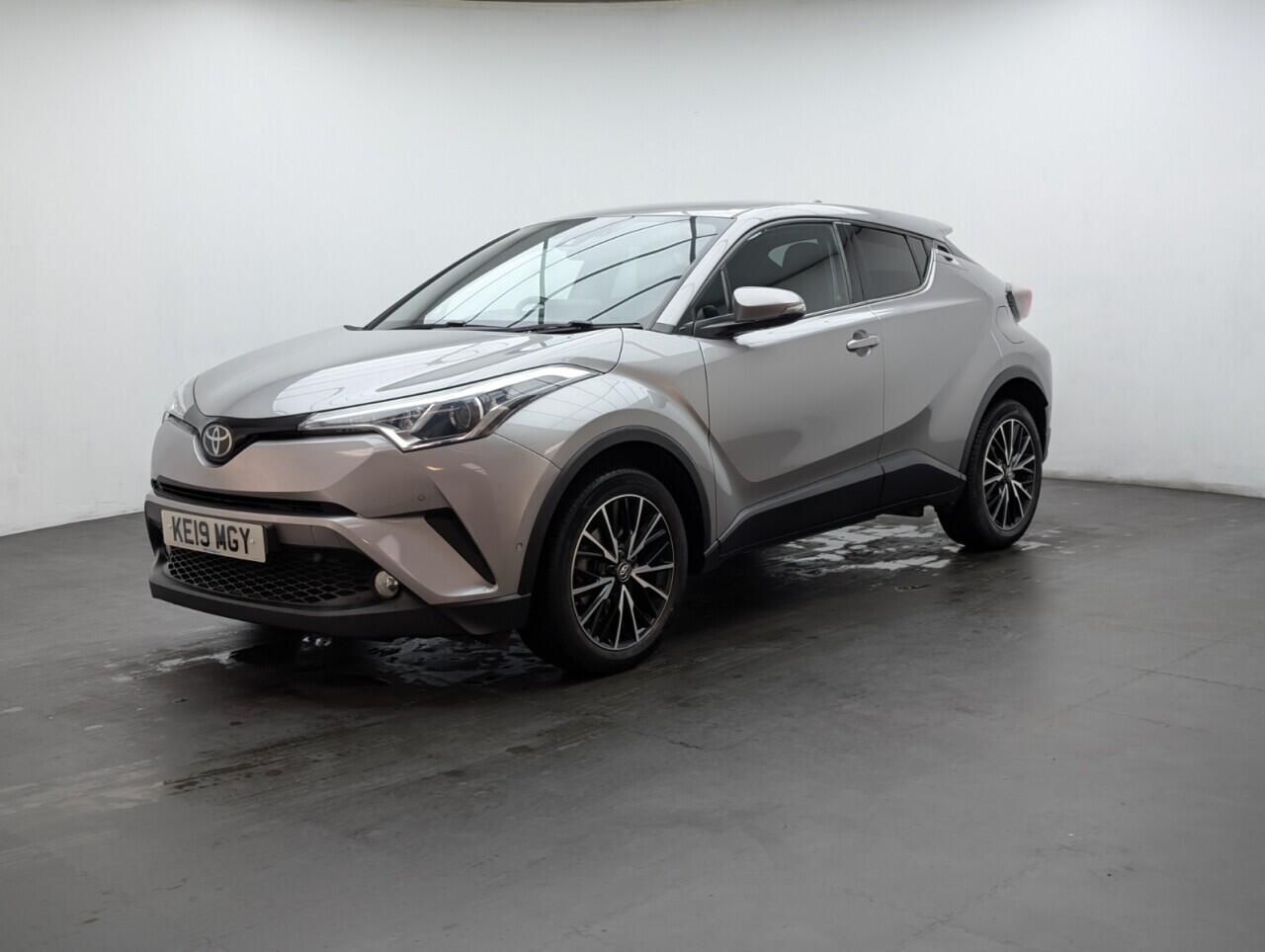 Used Toyota C-HR 2019 for sale - 76424386: Photo 4