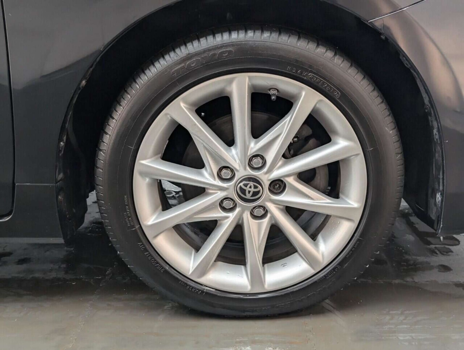 Used Toyota Prius+ 2019 for sale - 77713614: Photo 10