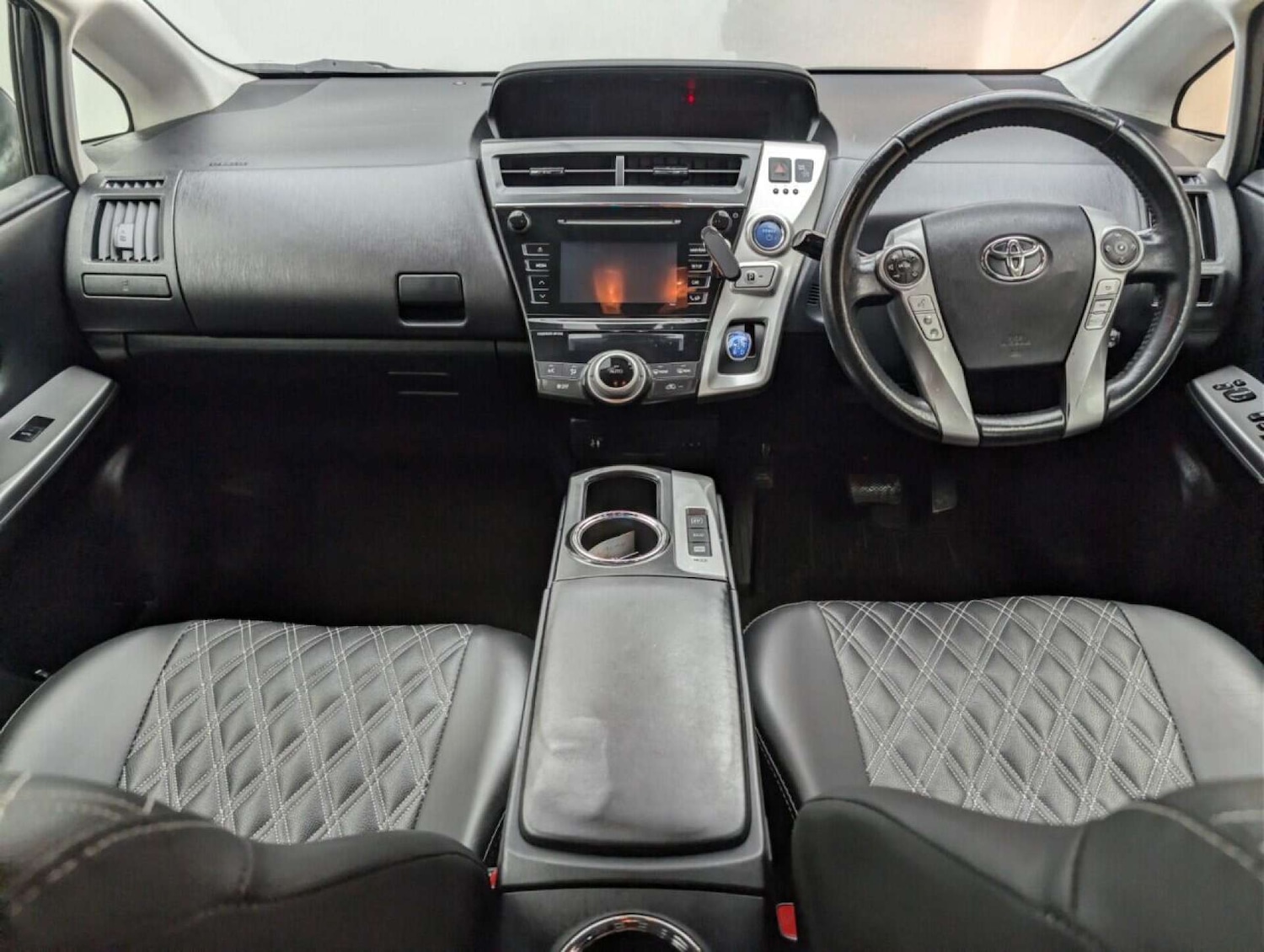 Used Toyota Prius+ 2019 for sale - 77713614: Photo 24