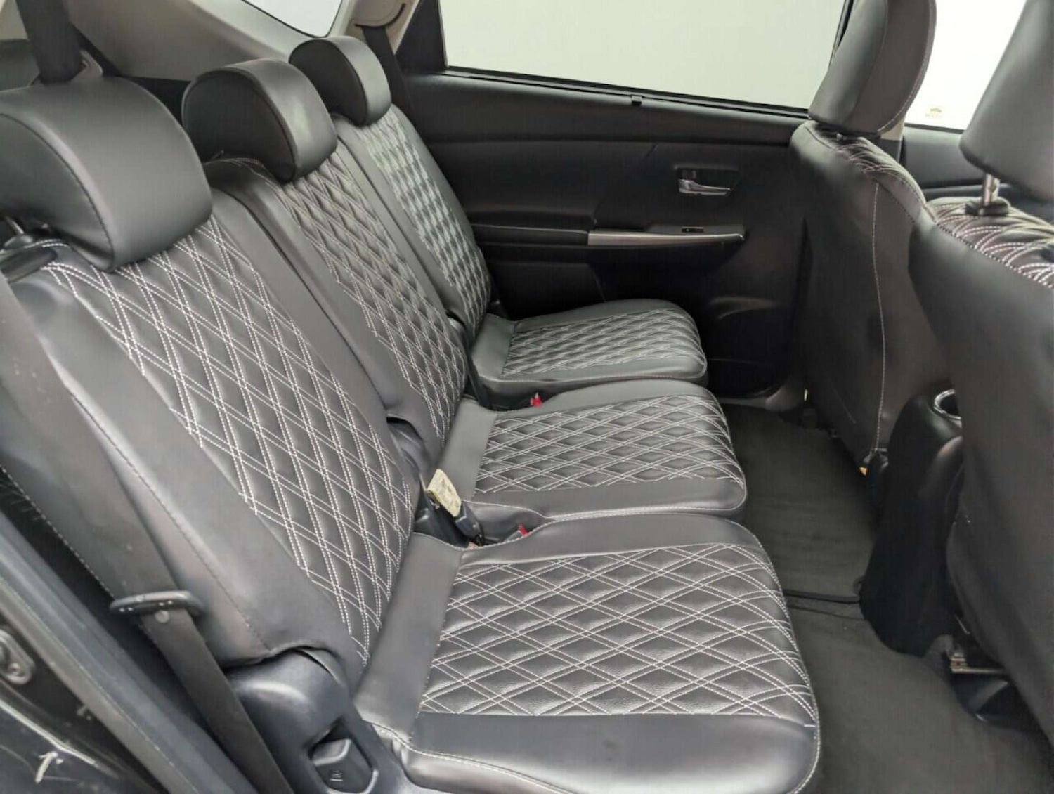 Used Toyota Prius+ 2019 for sale - 77713614: Photo 25