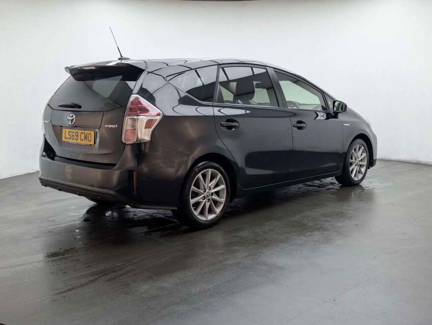 Used Toyota Prius+ 2019 for sale - 77713614: Photo 8