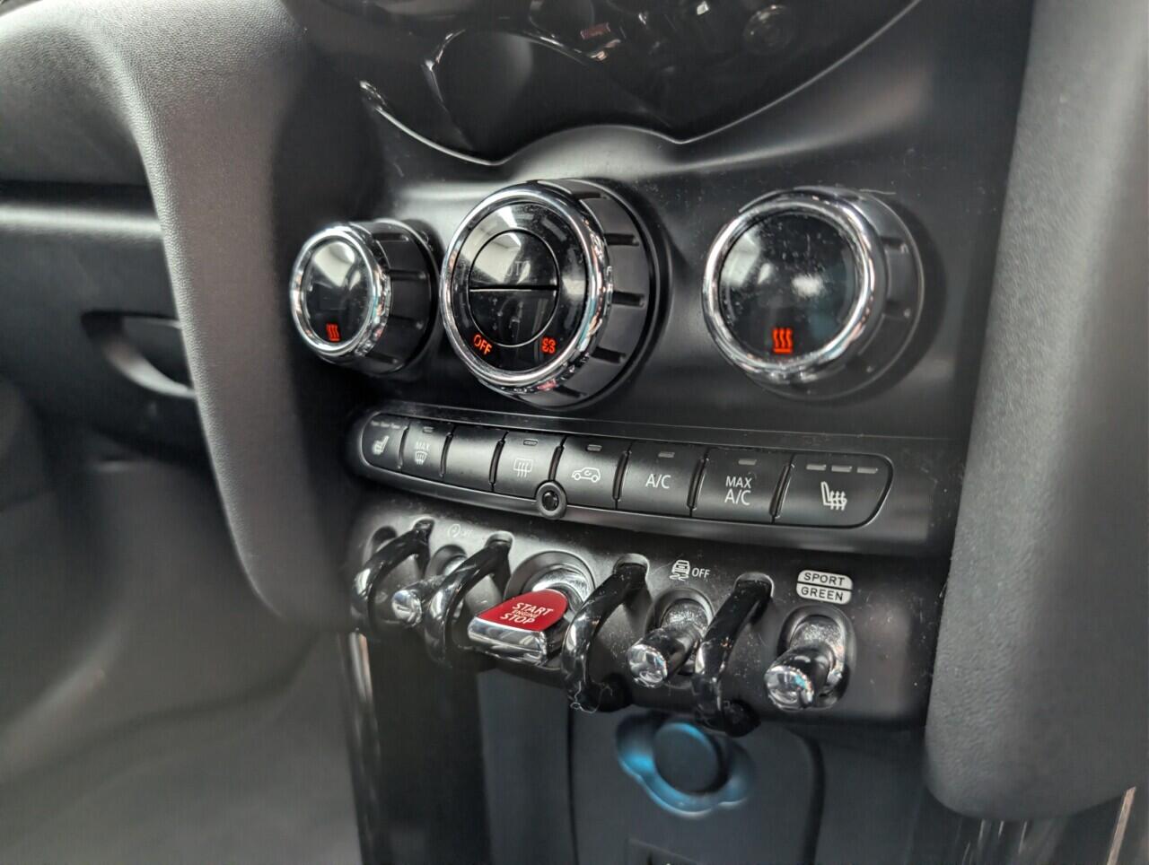 Used MINI Hatch 2020 for sale - 76512212: Photo 16