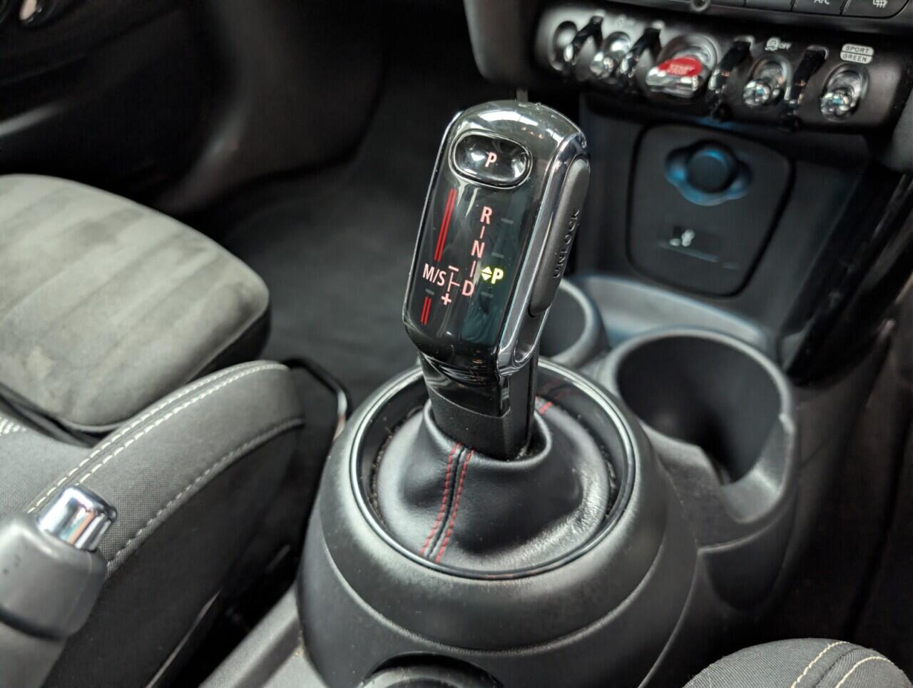 Used MINI Hatch 2020 for sale - 76512212: Photo 17