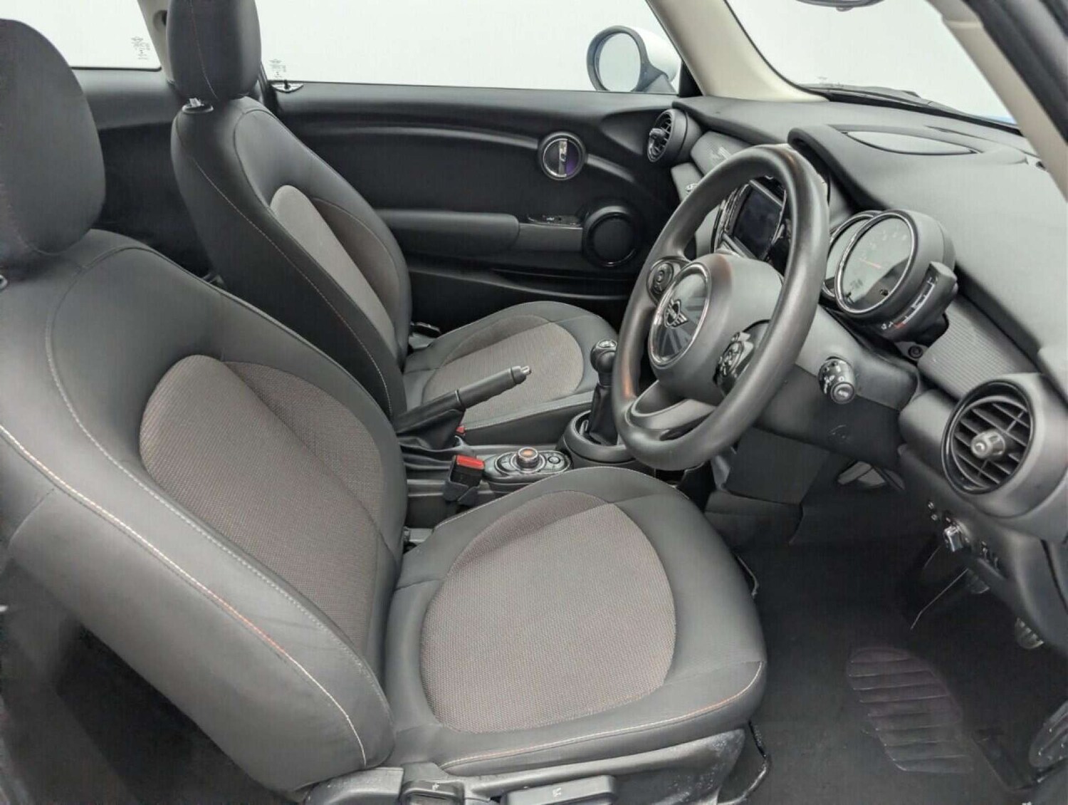 Used MINI Hatch 2019 for sale - 77713084: Photo 12