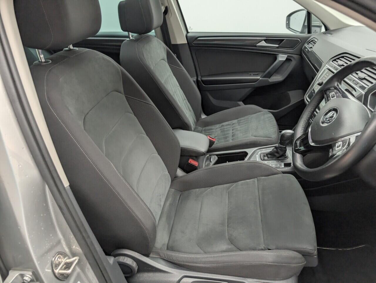 Used Volkswagen Tiguan 2018 for sale - 76422831: Photo 12