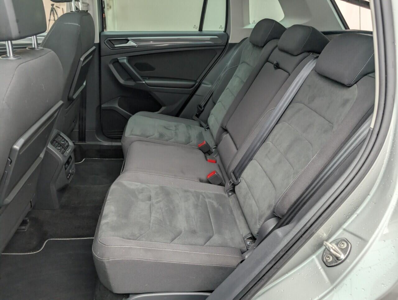 Used Volkswagen Tiguan 2018 for sale - 76422831: Photo 28