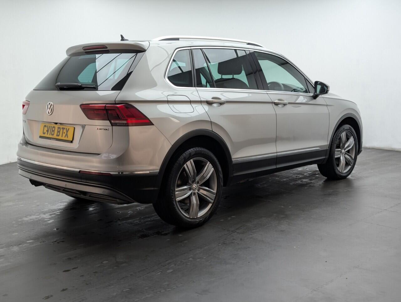 Used Volkswagen Tiguan 2018 for sale - 76422831: Photo 8