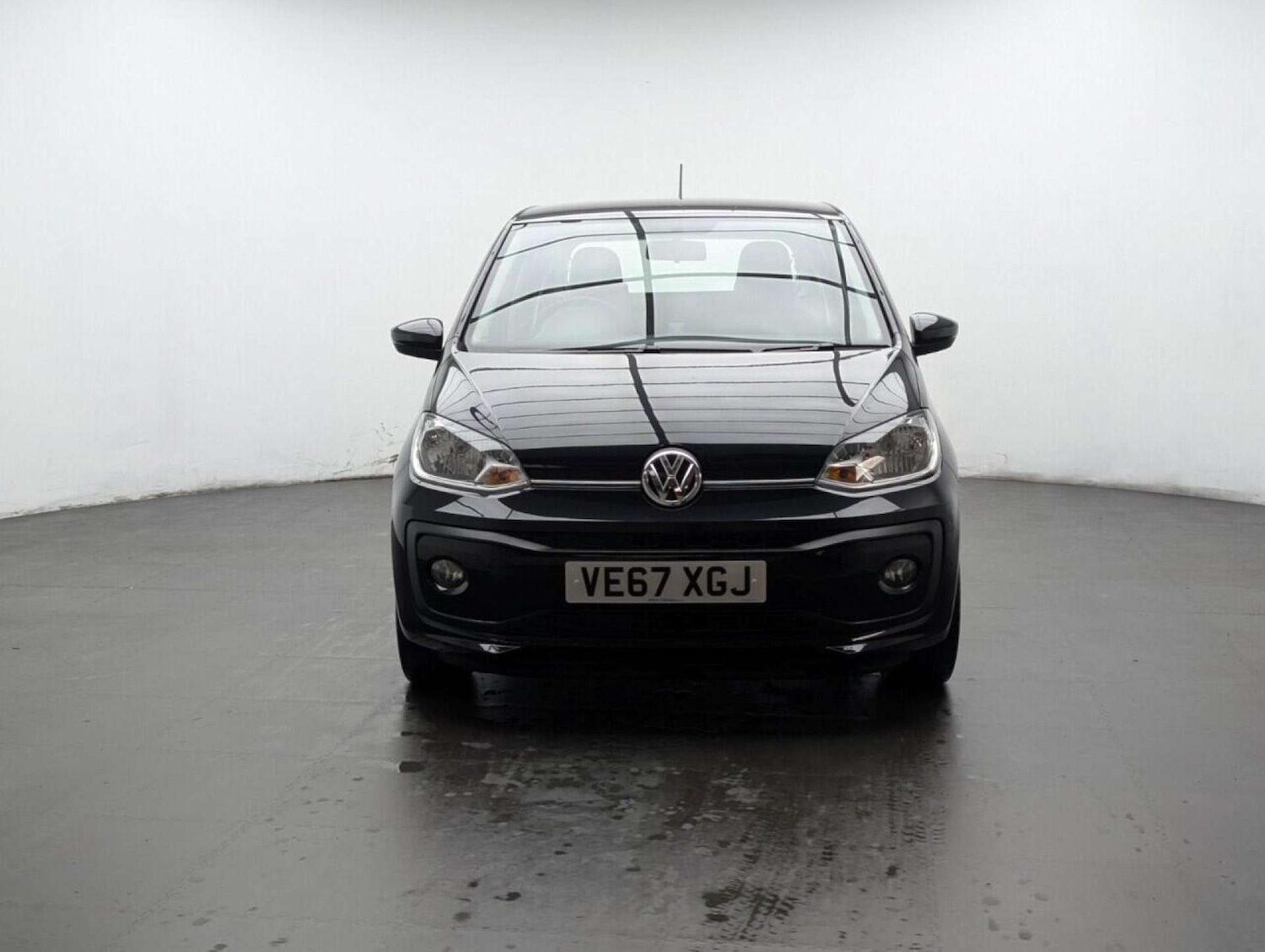 Used Volkswagen up! 2018 for sale - 77713076: Photo 3