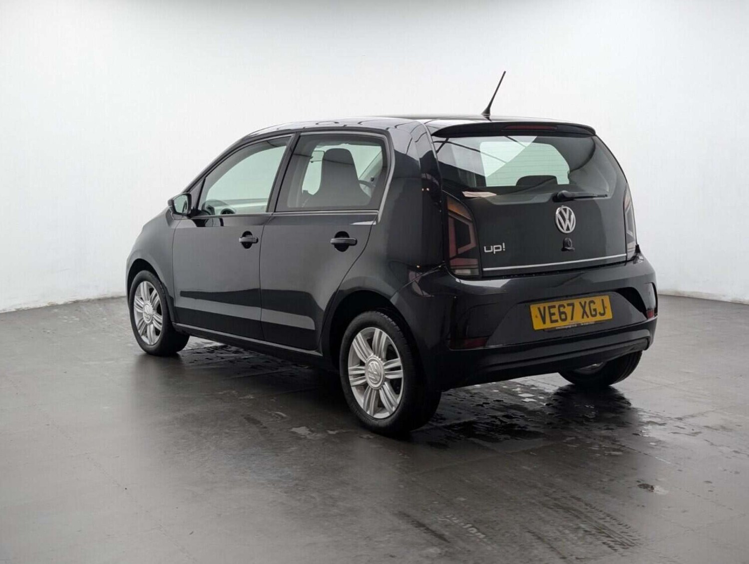 Used Volkswagen up! 2018 for sale - 77713076: Photo 6