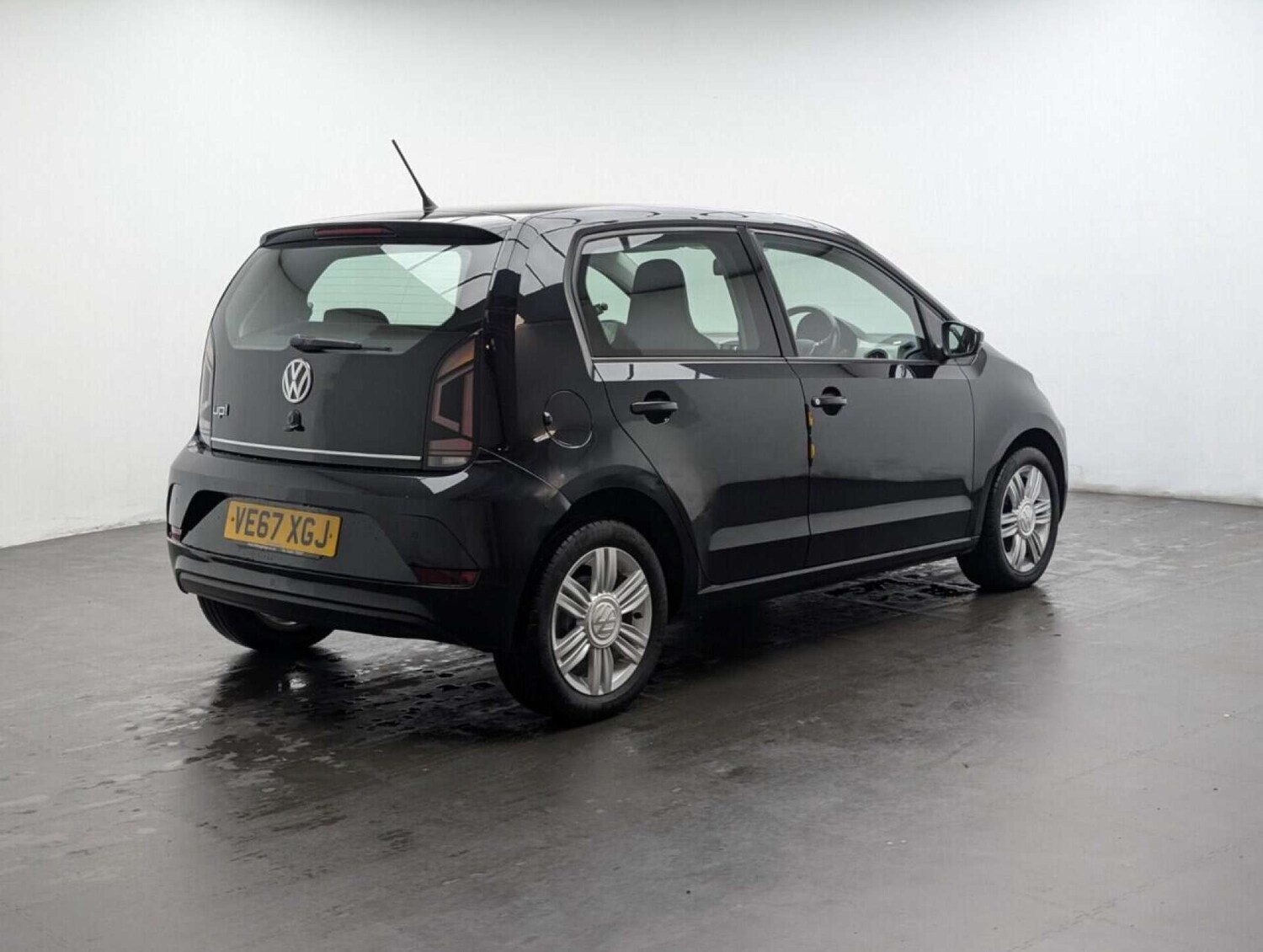 Used Volkswagen up! 2018 for sale - 77713076: Photo 8