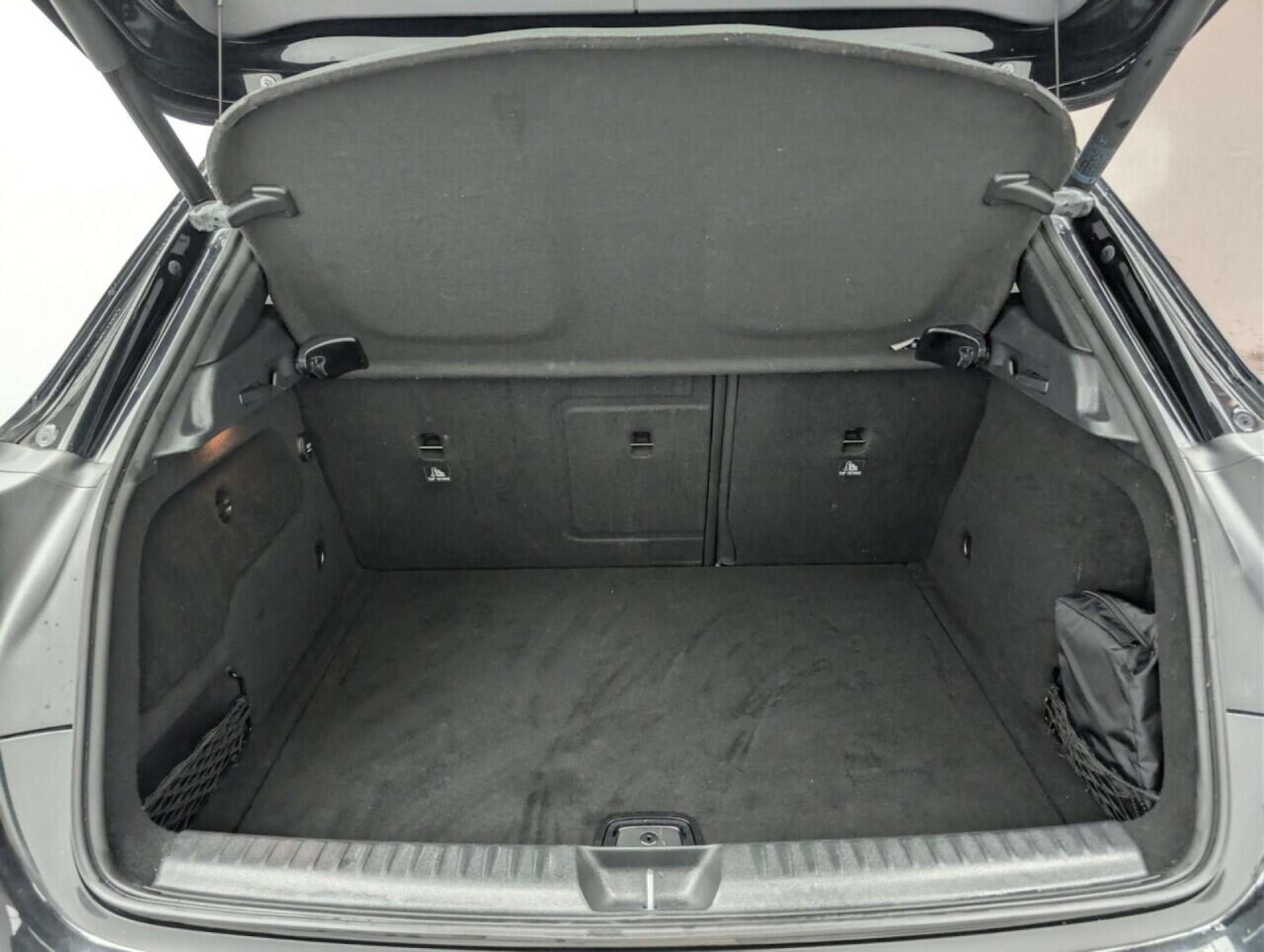 Used Mercedes-Benz GLA 2018 for sale - 77714356: Photo 23