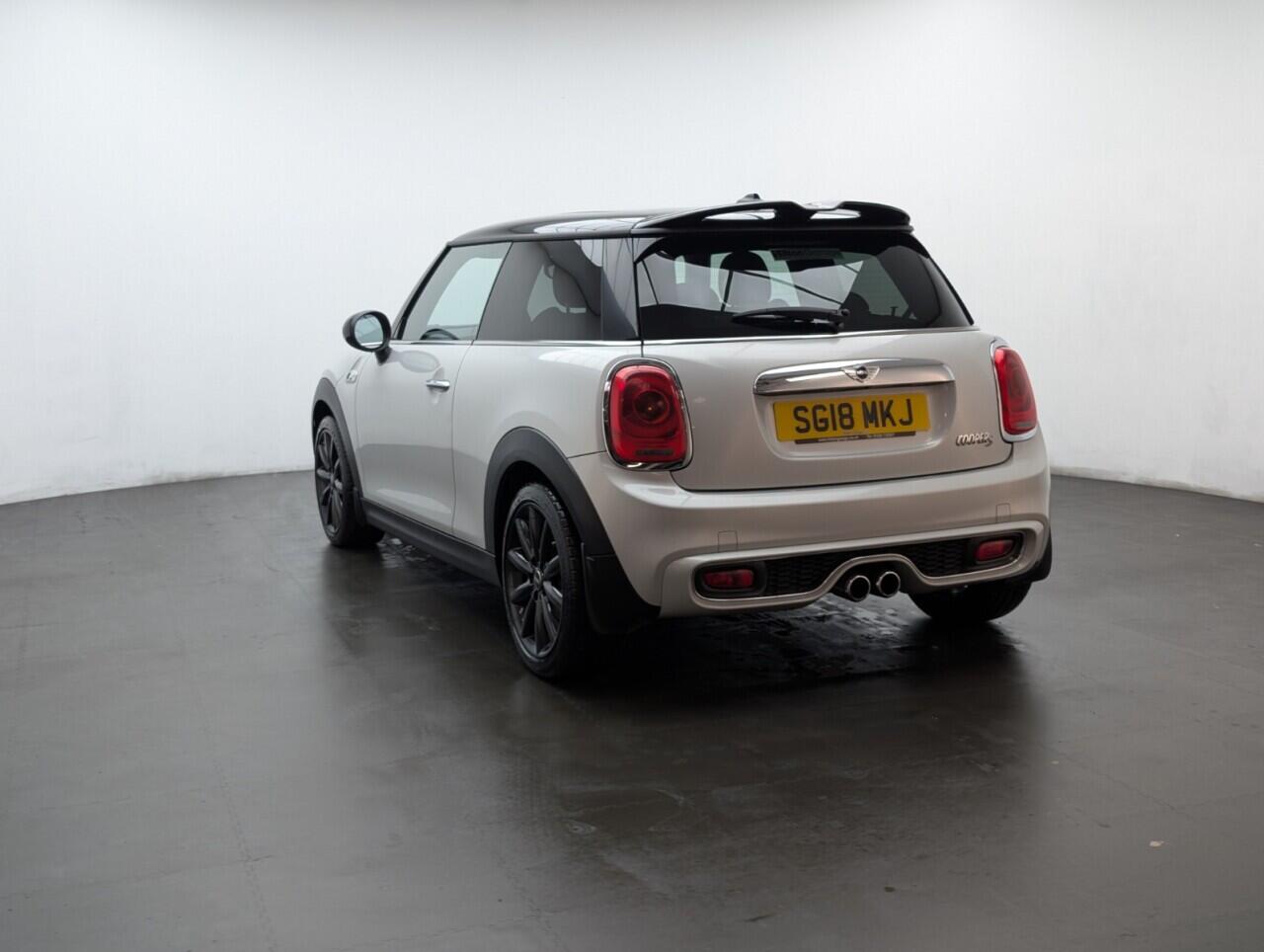 Used MINI Hatch 2018 for sale - 76423433: Photo 6