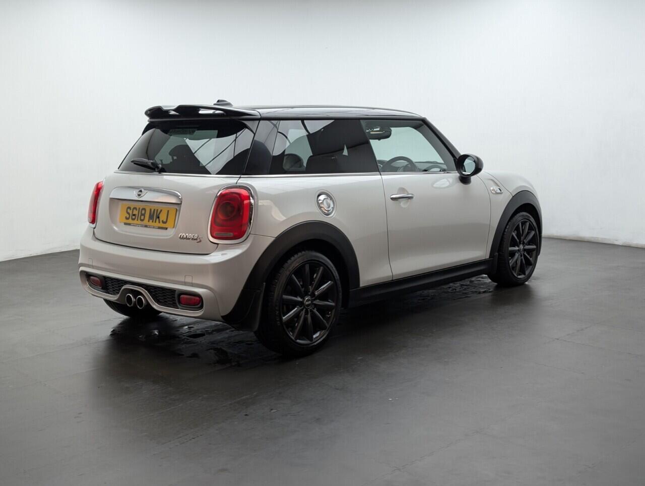 Used MINI Hatch 2018 for sale - 76423433: Photo 8