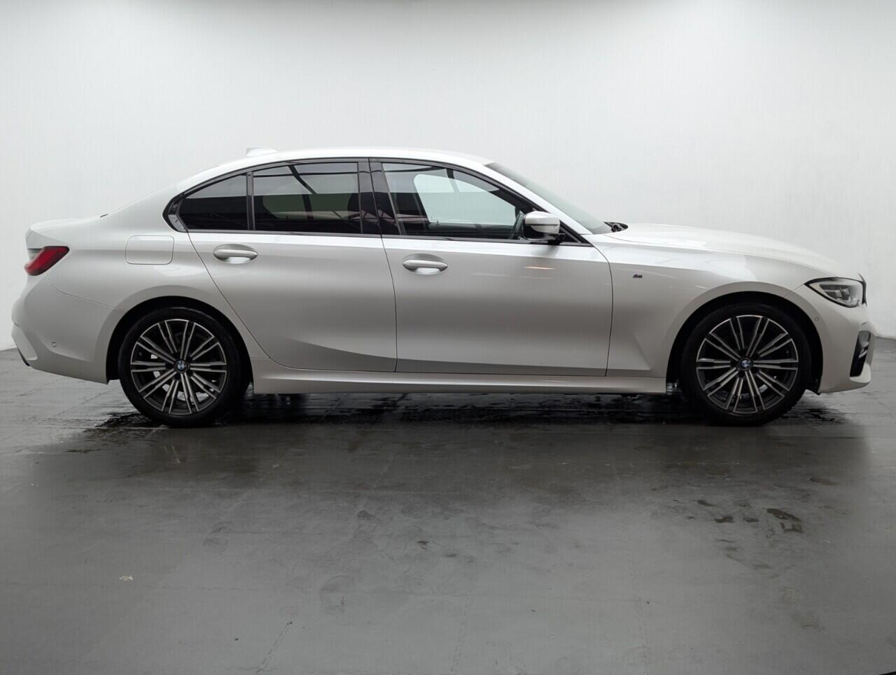 Used BMW 3 Series 2019 for sale - 77155341: Photo 9