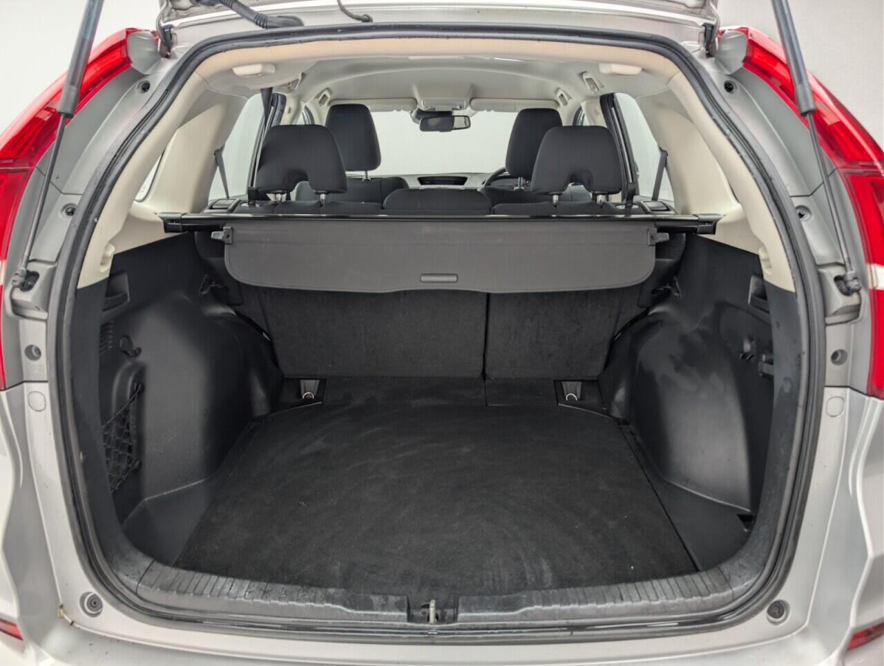 Used Honda CR-V 2015 for sale - 77091559: Photo 26