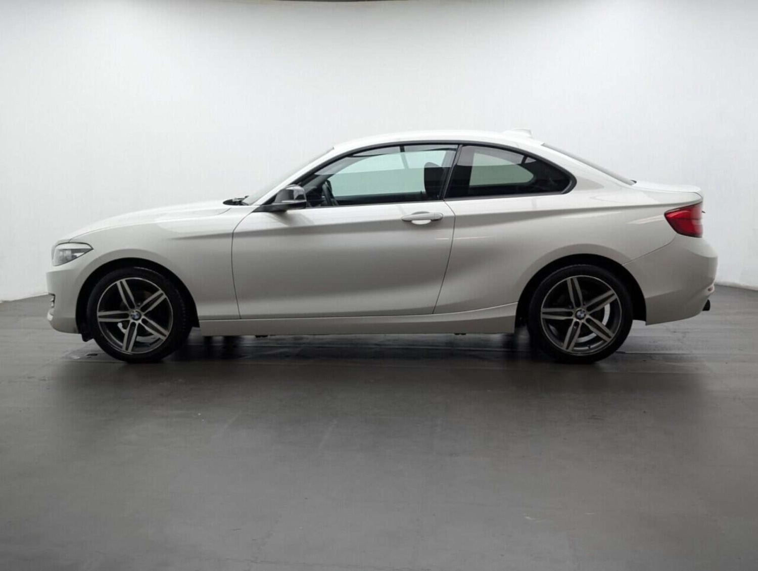 Used BMW 2 Series 2018 for sale - 77713985: Photo 5