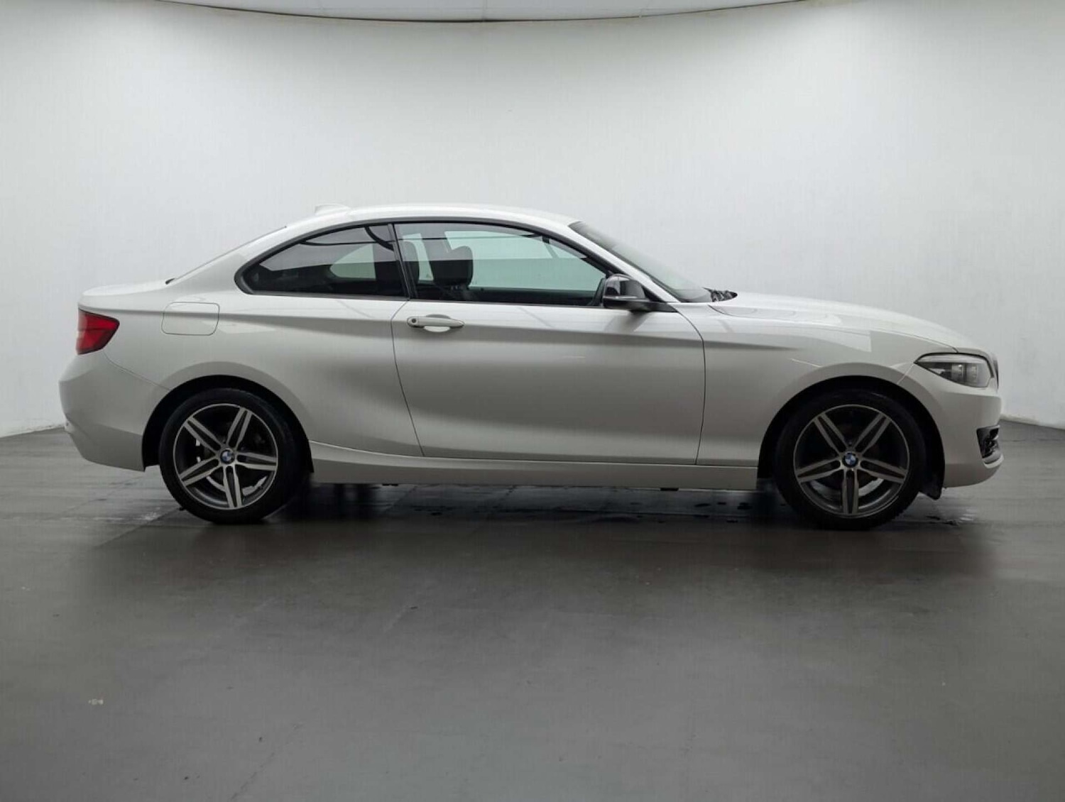 Used BMW 2 Series 2018 for sale - 77713985: Photo 9