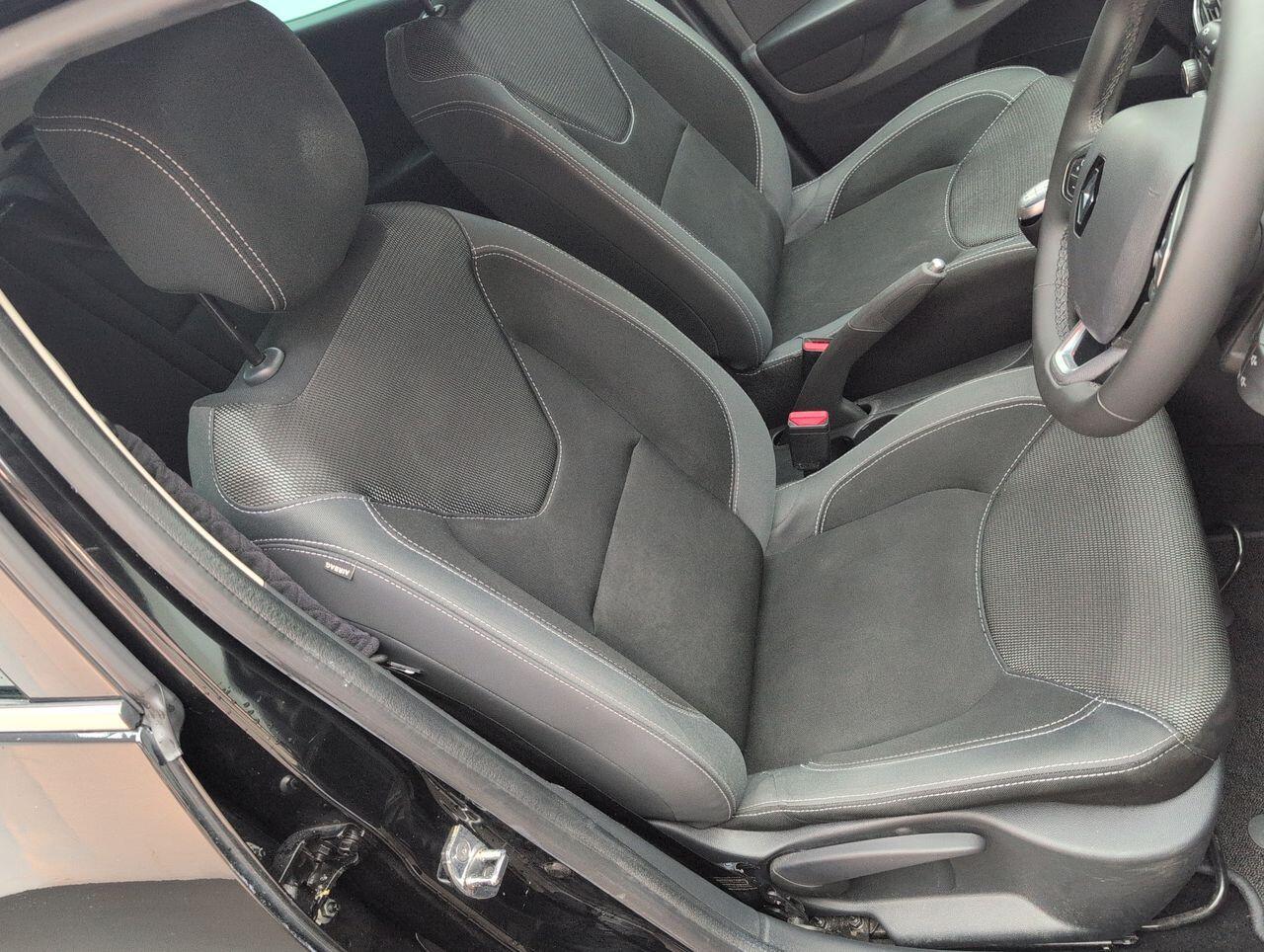 Used Renault Clio 2019 for sale - 76424961: Photo 11