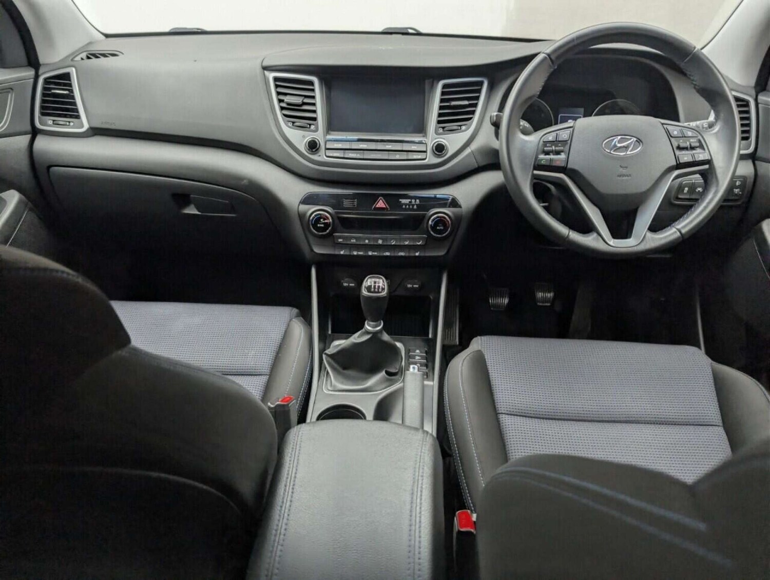 Used Hyundai TUCSON 2017 for sale - 77713616: Photo 24