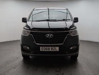 Used Hyundai i800 2018 for sale - 79662551: Photo