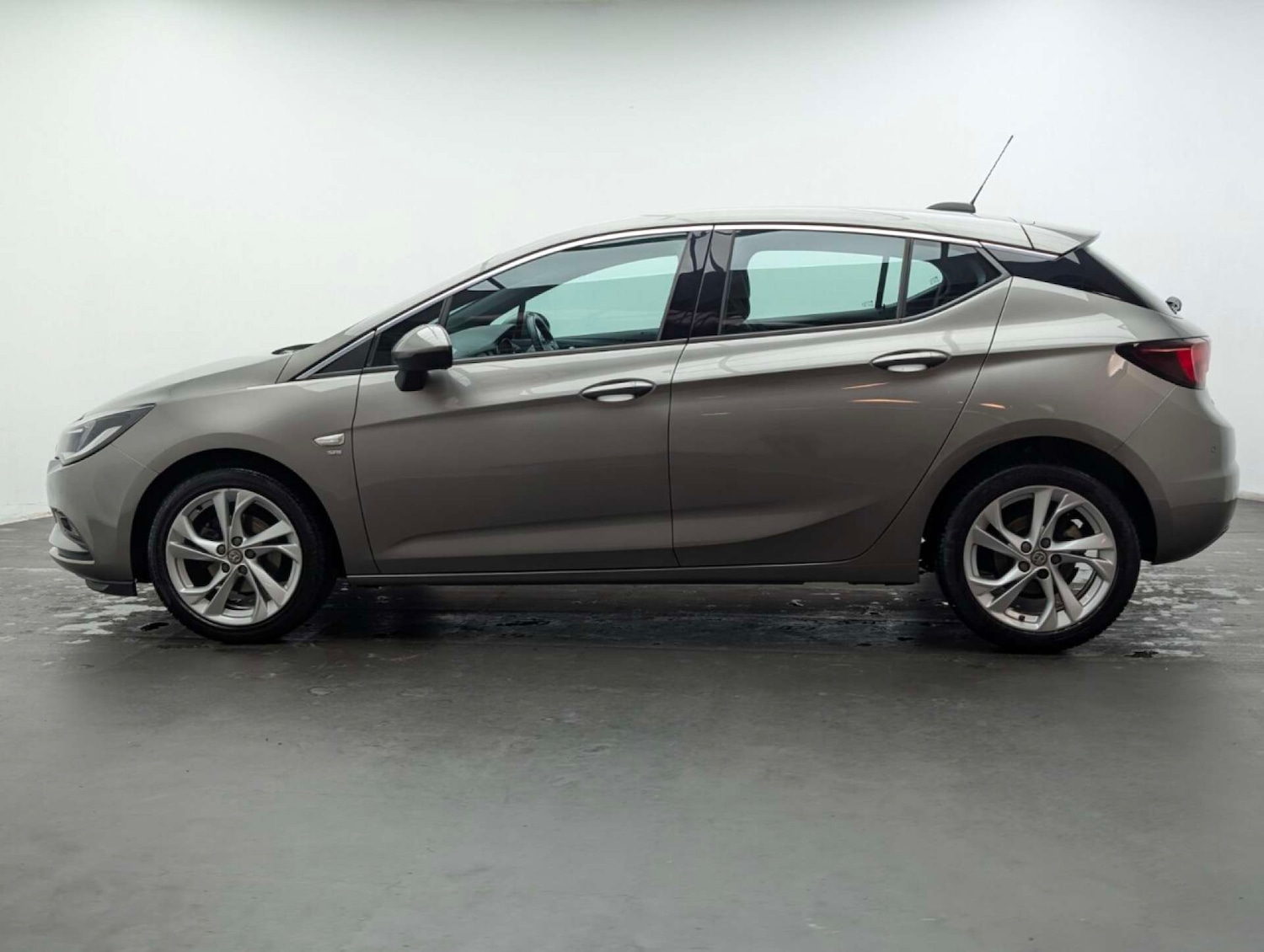 Used Vauxhall Astra 2018 for sale - 77766879: Photo 12