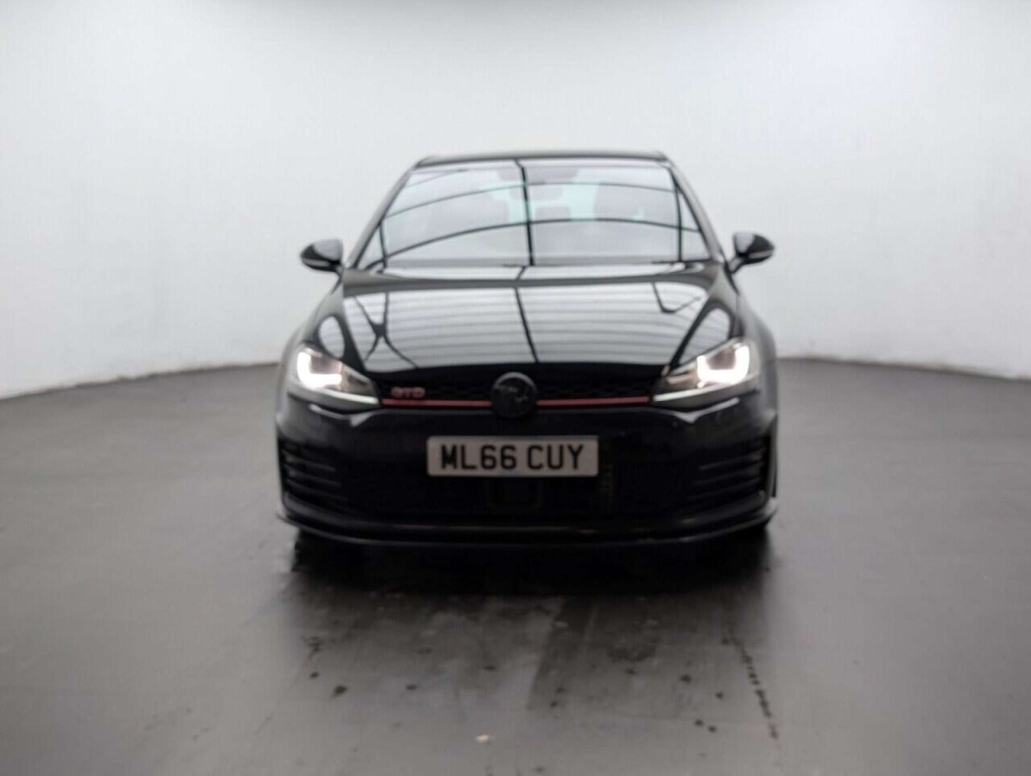 Used Volkswagen Golf 2016 for sale - 77714386: Photo 3