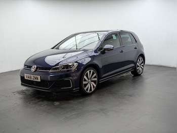 Used Volkswagen Golf 2018 for sale - 76425516: Photo