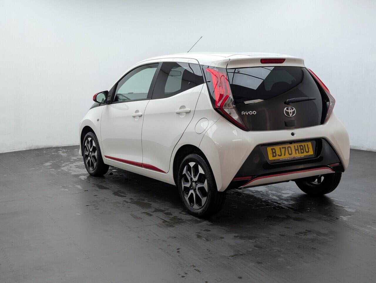 Used Toyota AYGO 2020 for sale - 76424959: Photo 6
