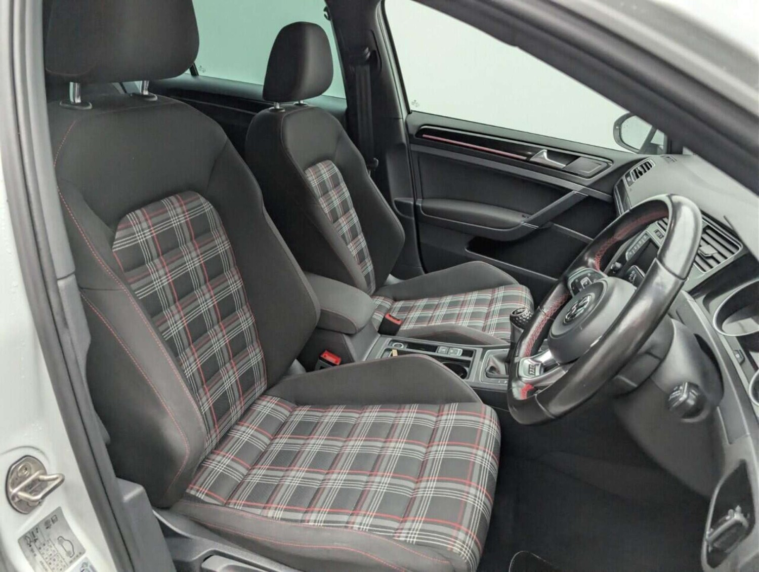 Used Volkswagen Golf 2016 for sale - 77713285: Photo 12