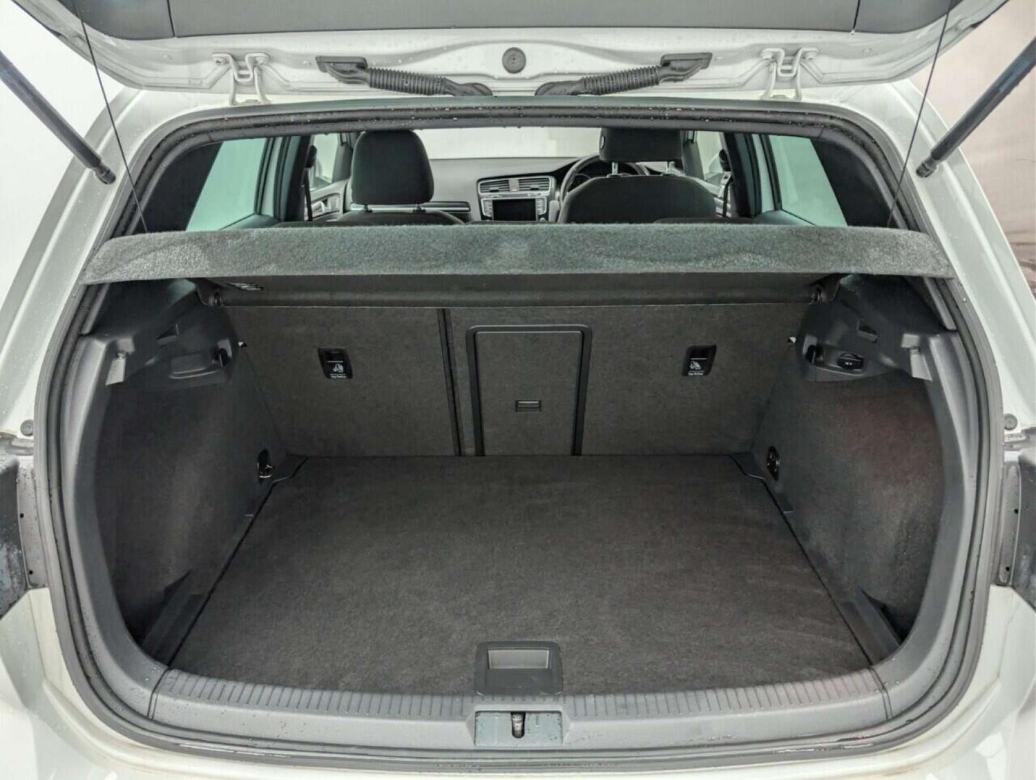 Used Volkswagen Golf 2016 for sale - 77713285: Photo 23