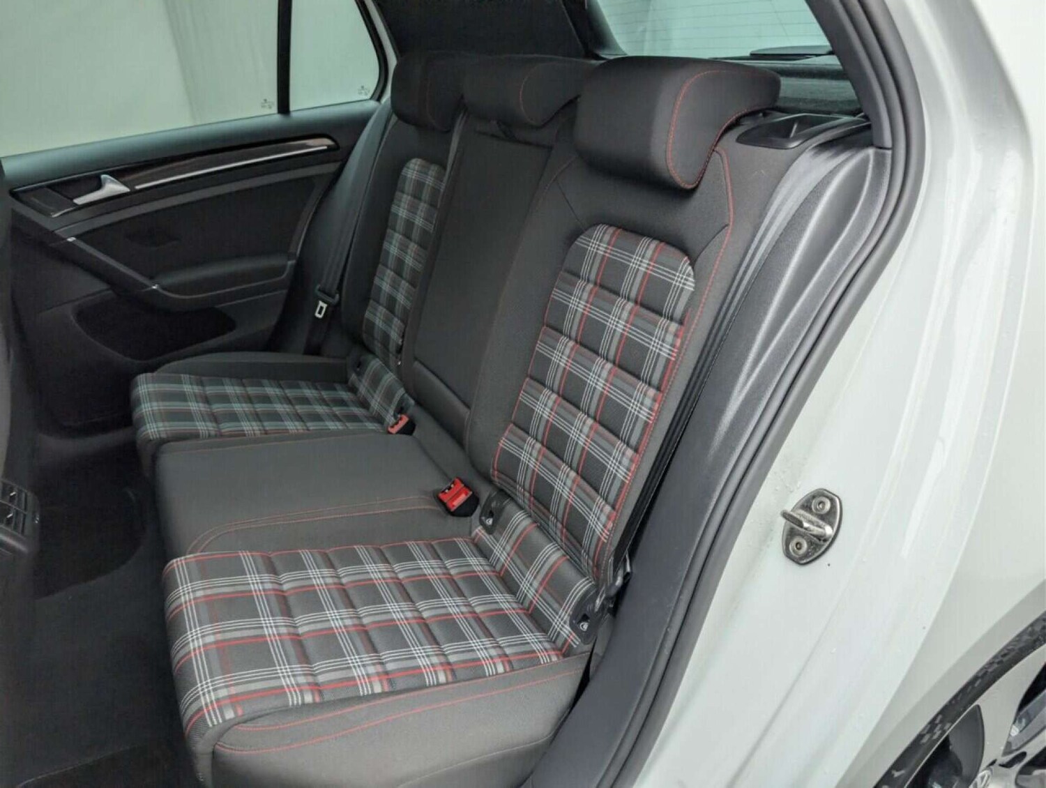 Used Volkswagen Golf 2016 for sale - 77713285: Photo 24