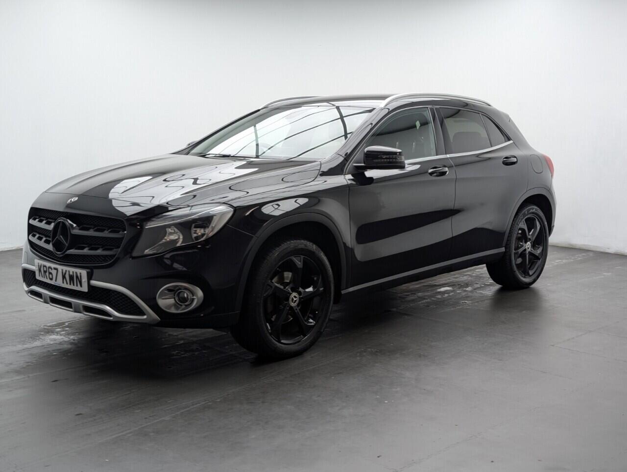 Used Mercedes-Benz GLA 2017 for sale - 77040582: Photo 4