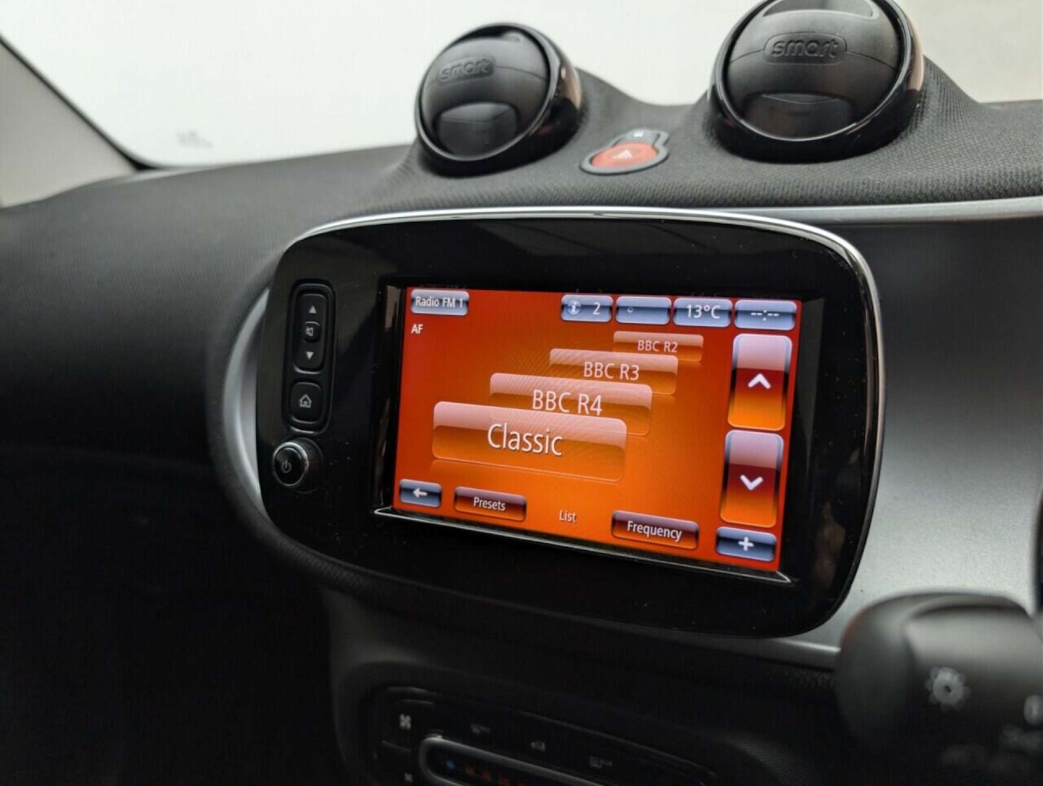 Used smart fortwo 2017 for sale - 77713054: Photo 14