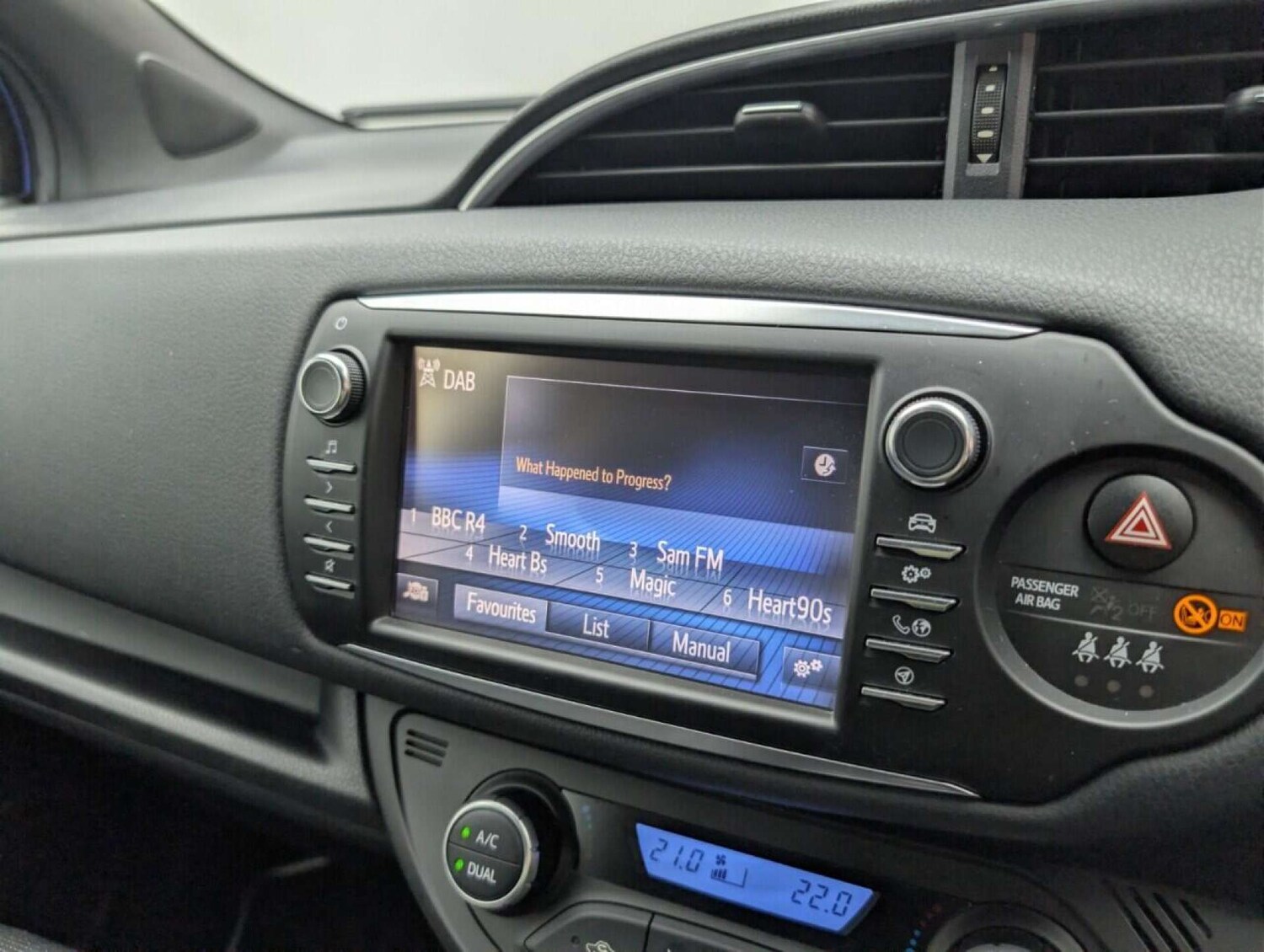 Used Toyota Yaris 2017 for sale - 77713462: Photo 13