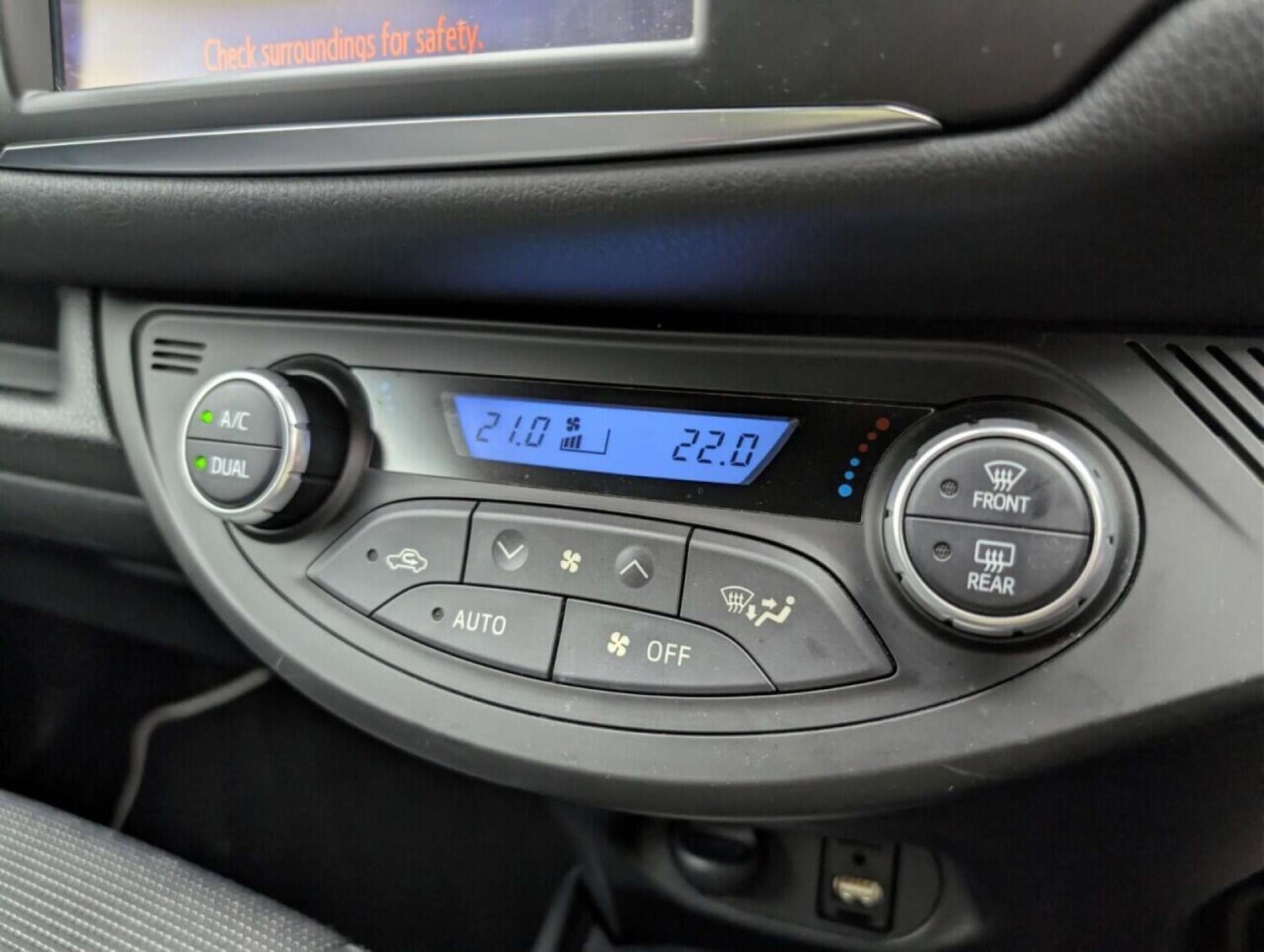 Used Toyota Yaris 2017 for sale - 77713462: Photo 15