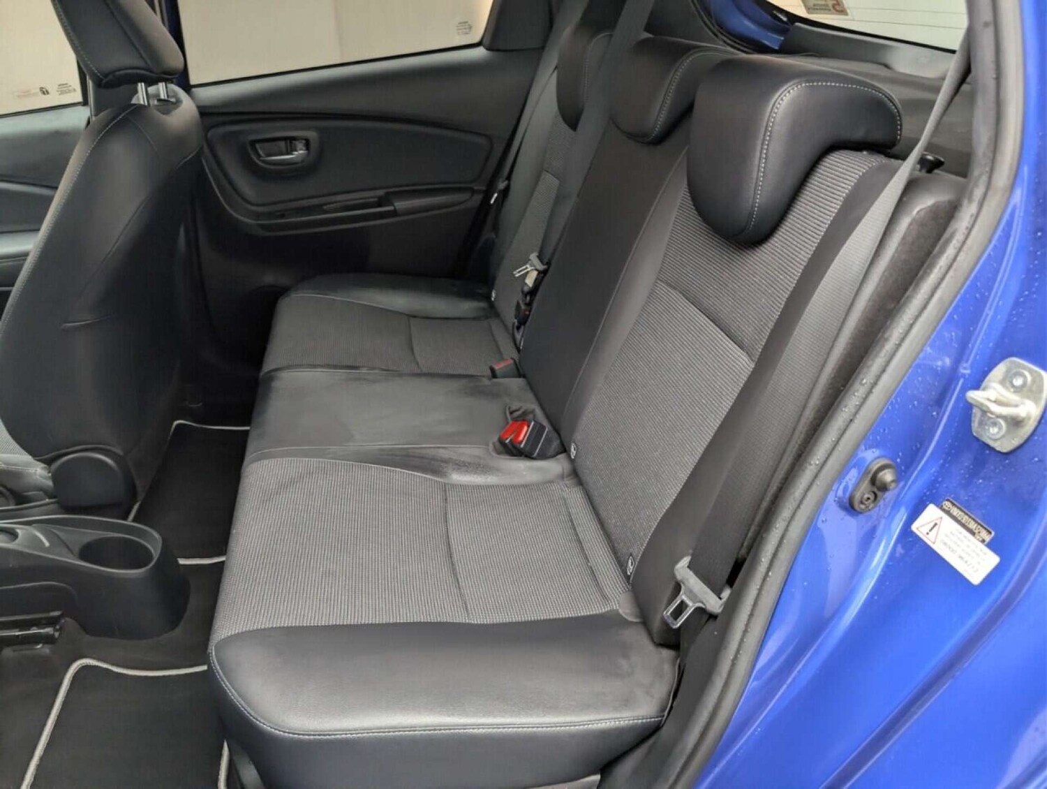 Used Toyota Yaris 2017 for sale - 77713462: Photo 24