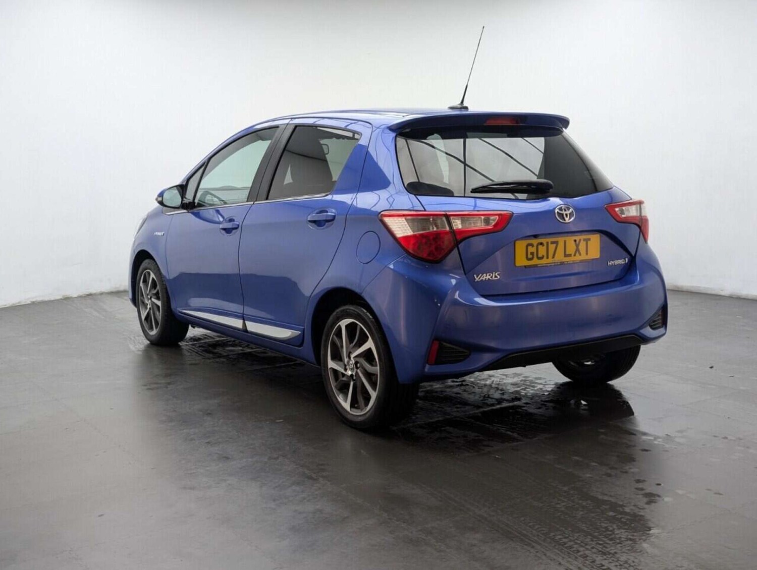 Used Toyota Yaris 2017 for sale - 77713462: Photo 6