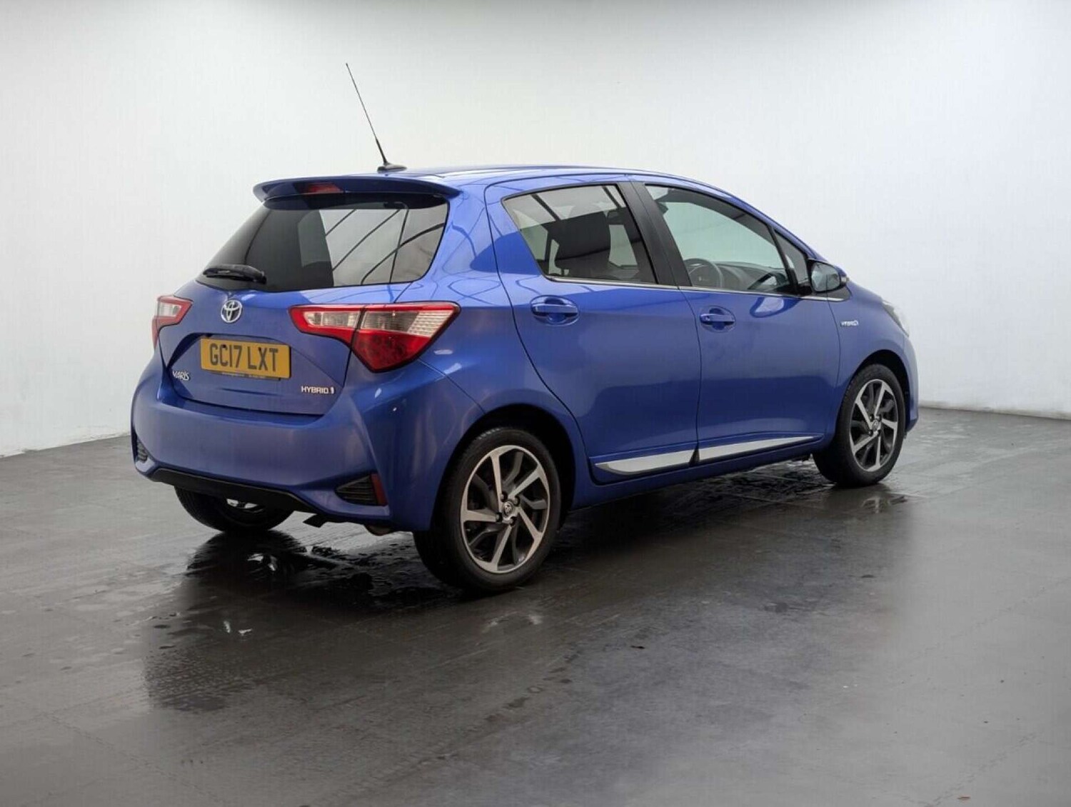 Used Toyota Yaris 2017 for sale - 77713462: Photo 8