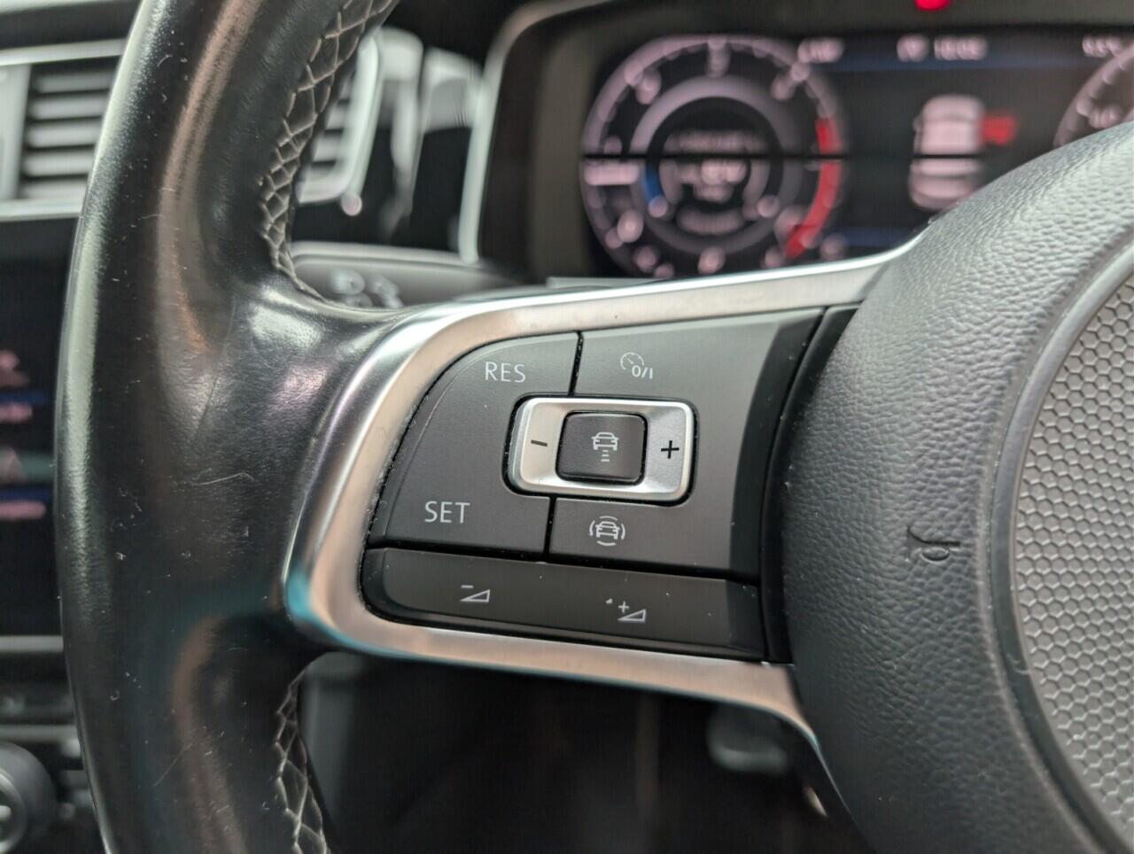 Used Volkswagen Golf 2019 for sale - 76538098: Photo 18