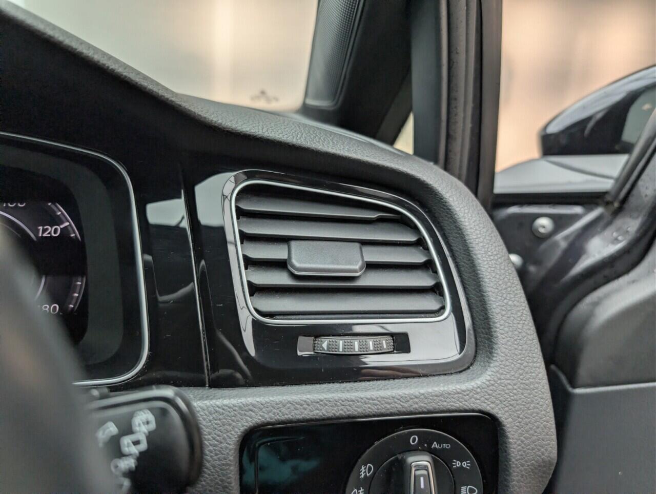 Used Volkswagen Golf 2019 for sale - 76538098: Photo 20