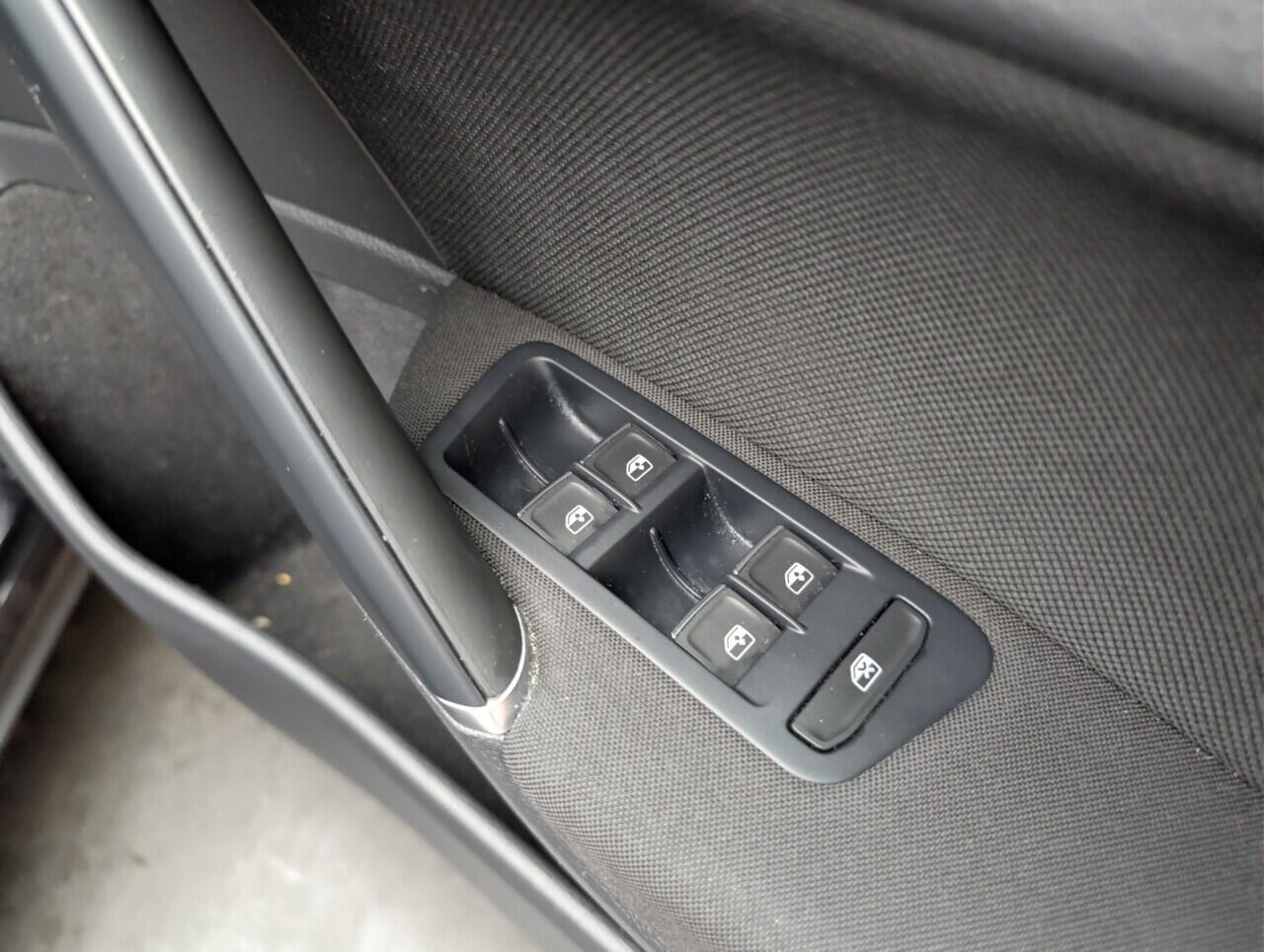 Used Volkswagen Golf 2019 for sale - 76538098: Photo 21