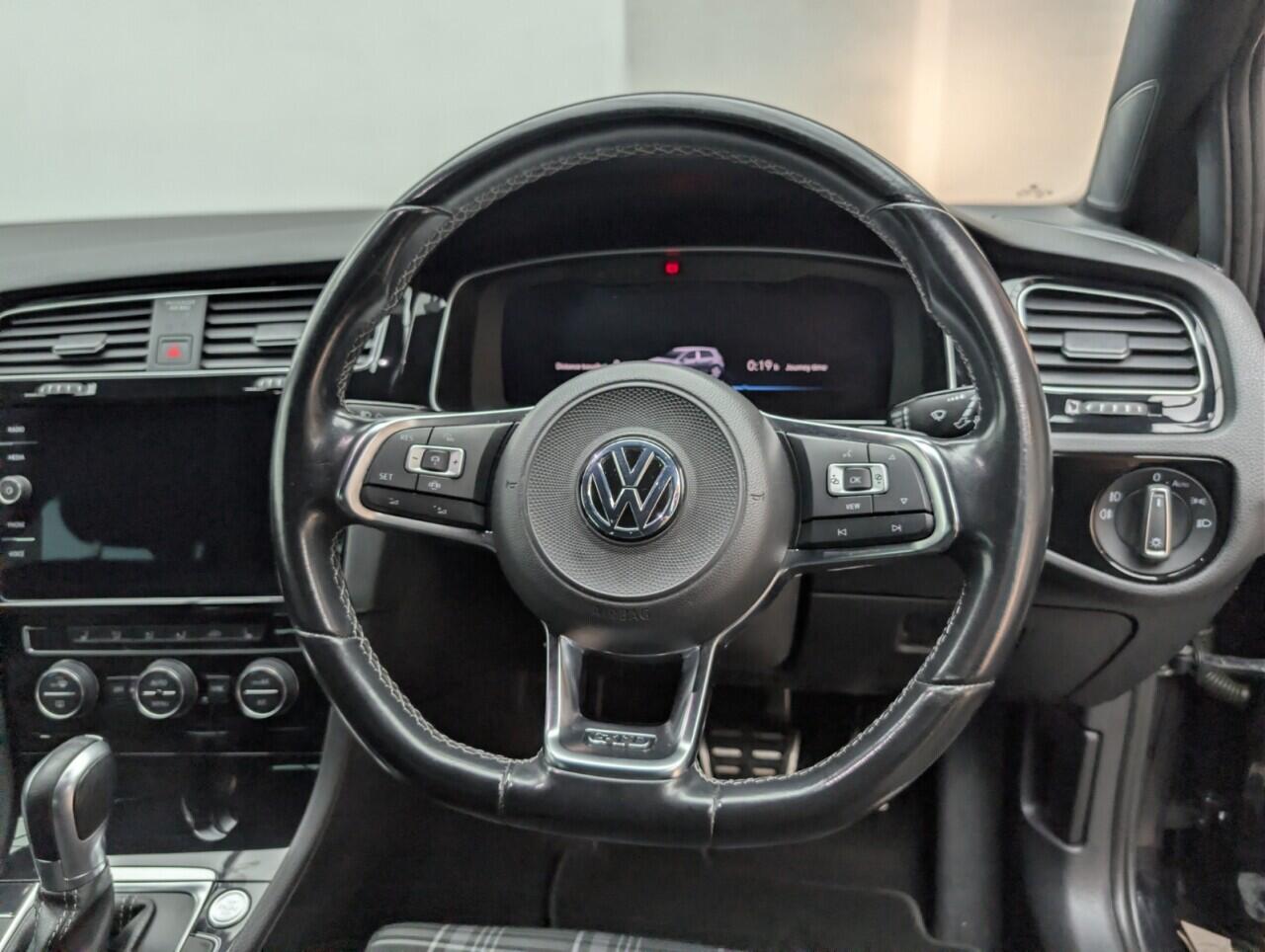 Used Volkswagen Golf 2019 for sale - 76538098: Photo 22