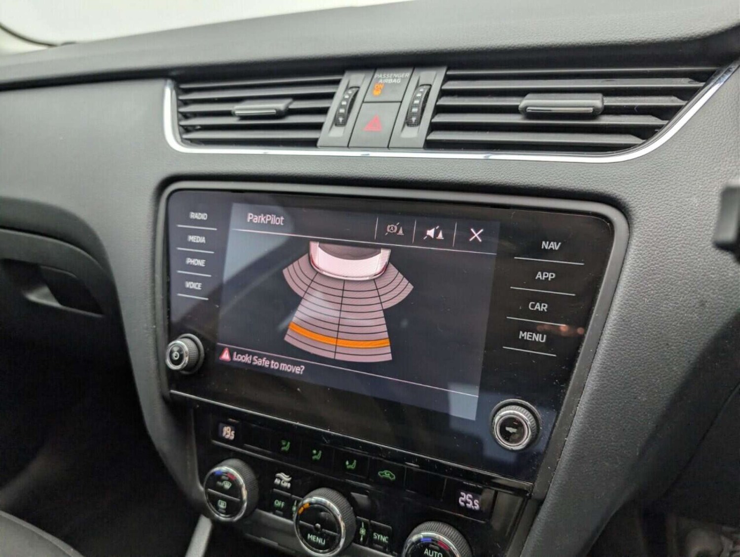 Used Skoda Octavia 2019 for sale - 77713252: Photo 15