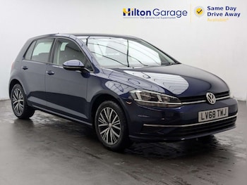Used Volkswagen Golf 2018 for sale - 78793892: Photo