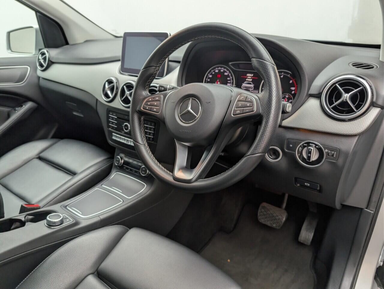 Used Mercedes-Benz B Class 2016 for sale - 77358746: Photo 11