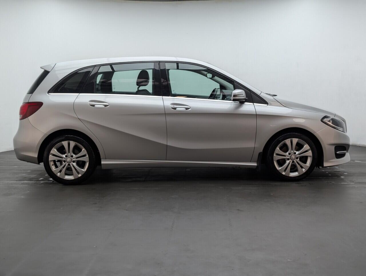 Used Mercedes-Benz B Class 2016 for sale - 77358746: Photo 9