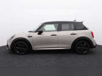 Used MINI Hatch 2022 for sale - 79703285: Photo