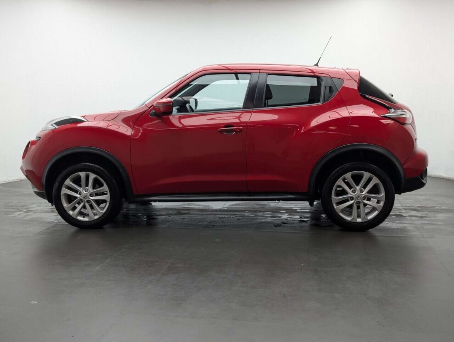 Used Nissan Juke 2018 for sale - 77714207: Photo 5